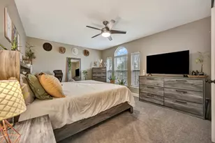 102 Lakeway Ln, Justin, TX 76247 - Photo 19