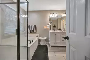 102 Lakeway Ln, Justin, TX 76247 - Photo 15