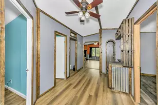 197 Co Rd 3382, Paradise, TX 76073 - Photo 17