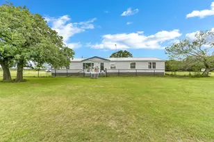 197 Co Rd 3382, Paradise, TX 76073 - Photo 1