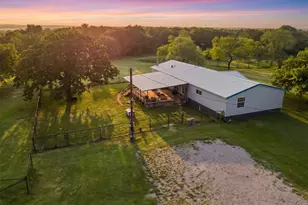 197 Co Rd 3382, Paradise, TX 76073 - Photo 37