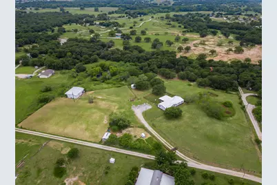 197 County Road 3382, Paradise, TX 76073 - Photo 35