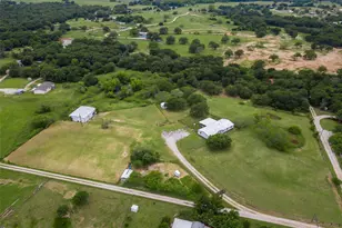 197 Co Rd 3382, Paradise, TX 76073 - Photo 35