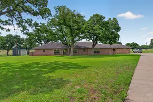 5309 Burleson Oaks Dr, Burleson, TX 76028 - Photo 1