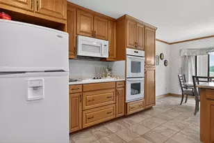 5309 Burleson Oaks Dr, Burleson, TX 76028 - Photo 23