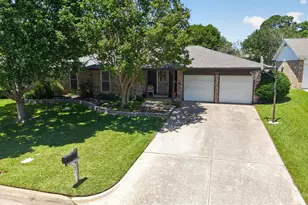 4043 Glenbrook Dr, Arlington, TX 76015 - Photo 31