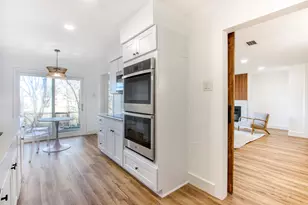 9606 Glenacre, Dallas, TX 75243 - Photo 15
