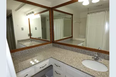 7640 W Greenway Boulevard #2D, Dallas, TX 75209 - Photo 9