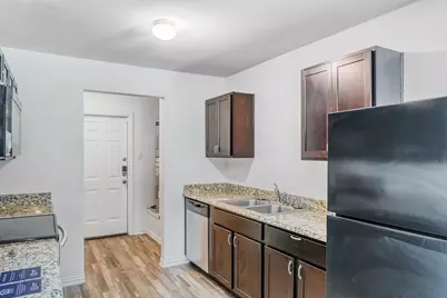 602 N Taylor Street, Gainesville, TX 76240 - Photo 3
