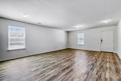 602 N Taylor Street, Gainesville, TX 76240 - Photo 5