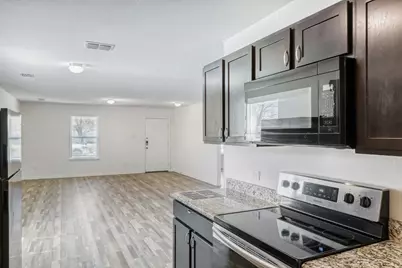 602 N Taylor Street, Gainesville, TX 76240 - Photo 11