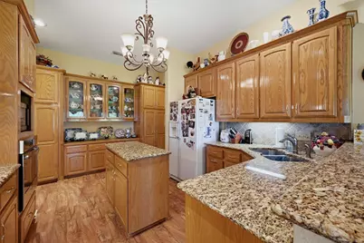 730 Kiowa Drive W, Lake Kiowa, TX 76240 - Photo 11