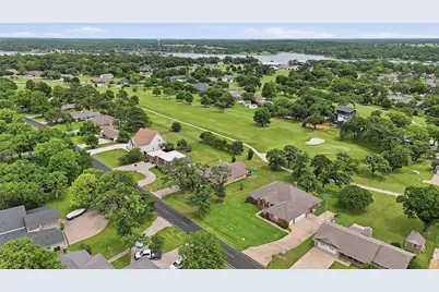 730 Kiowa Drive W, Lake Kiowa, TX 76240 - Photo 35