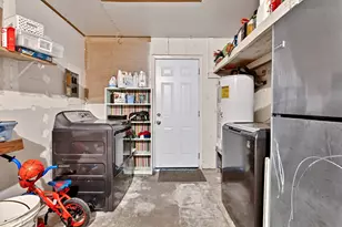 732 Hillside Dr, Burleson, TX 76028 - Photo 19