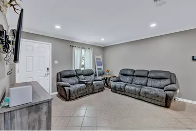 732 Hillside Drive, Burleson, TX 76028 - Photo 7