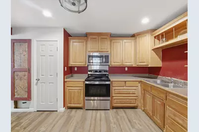 308 Oakwood Street, Chico, TX 76431 - Photo 11
