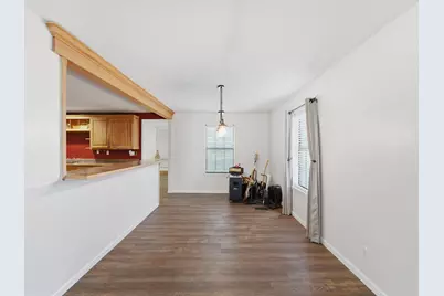 308 Oakwood Street, Chico, TX 76431 - Photo 9
