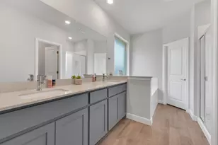 300 Clayton St, Glenn Heights, TX 75154 - Photo 13