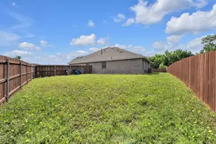 300 Clayton St, Glenn Heights, TX 75154 - Photo 19
