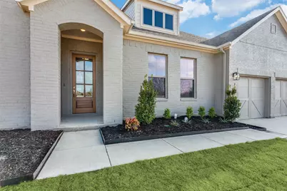 782 Sterling Drive, Benbrook, TX 76126 - Photo 3