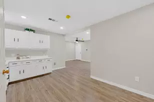 3047 Marjorie Ave, Dallas, TX 75216 - Photo 9