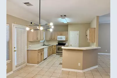 2151 Arbor Creek Drive, Carrollton, TX 75010 - Photo 9