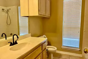 2151 Arbor Creek Dr, Carrollton, TX 75010 - Photo 15