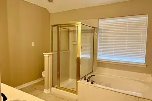2151 Arbor Creek Dr, Carrollton, TX 75010 - Photo 19
