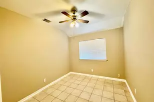 2151 Arbor Creek Dr, Carrollton, TX 75010 - Photo 11