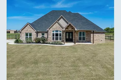 105 Carls Court, Boyd, TX 76023 - Photo 3