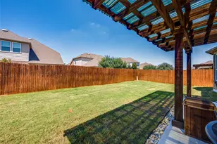 960 Pinnacle Ridge Rd, Fort Worth, TX 76052 - Photo 35