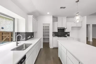 700 Brazos Drive, Van Alstyne, TX 75495 - Photo 5