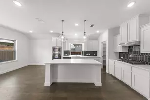700 Brazos Dr, Van Alstyne, TX 75495 - Photo 3