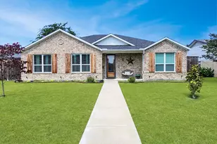 4742 Snow Dr, Mesquite, TX 75150 - Photo 1