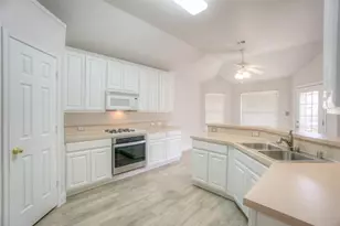 4909 Clove Ct, McKinney, TX 75070 - Photo 9