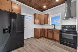 620 Washington St, McGregor, TX 76657 - Photo 15