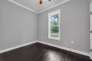 620 Washington St, McGregor, TX 76657 - Photo 11
