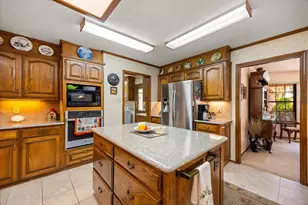 3808 Fairway Dr, Granbury, TX 76049 - Photo 13