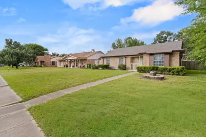 707 Shadybrook Lane, Seagoville, TX 75159 - Photo 3