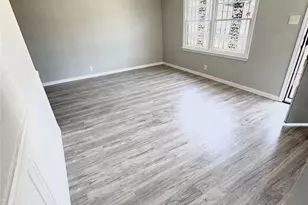 5636 Lester Granger Dr, Fort Worth, TX 76112 - Photo 3
