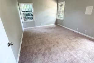 5636 Lester Granger Dr, Fort Worth, TX 76112 - Photo 9