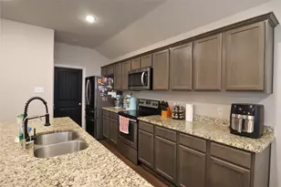 106 Cornell Ave, Farmersville, TX 75442 - Photo 7