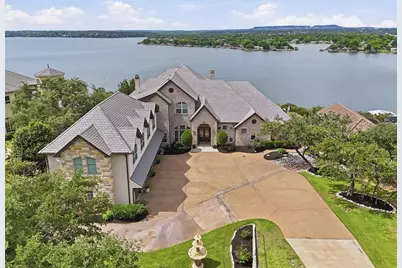 2810 French Kingston Court, Granbury, TX 76049 - Photo 3