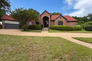 2405 Castle Rock Rd, Arlington, TX 76006 - Photo 1