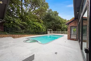 2405 Castle Rock Rd, Arlington, TX 76006 - Photo 27