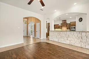 2009 Wigeon St, Granbury, TX 76049 - Photo 7