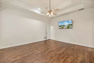 2009 Wigeon St, Granbury, TX 76049 - Photo 15