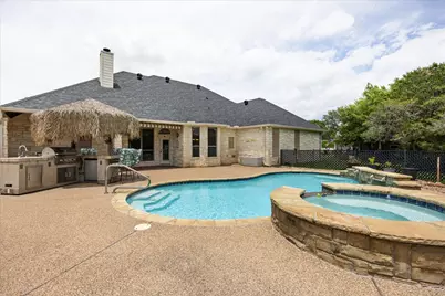 2009 Wigeon Street, Granbury, TX 76049 - Photo 31