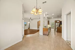 2009 Wigeon St, Granbury, TX 76049 - Photo 13