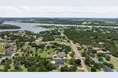 2009 Wigeon Street, Granbury, TX 76049 - Photo 37